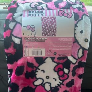 Hello Kitty Pink Leopard Cheetah Print Soft Throw Blanket 50in x 70in Viral NEW